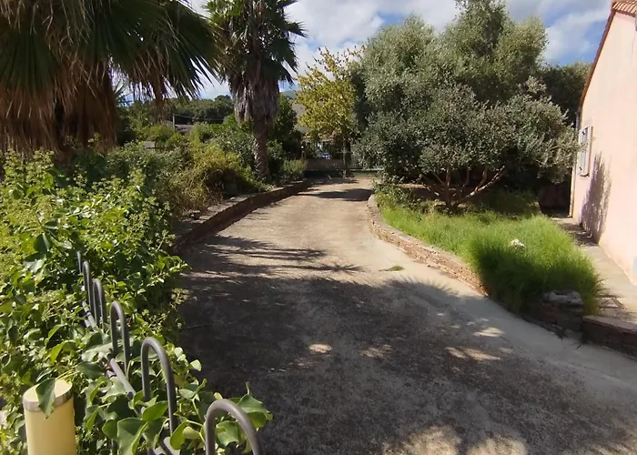 Piscine En Haute Corse דירה *